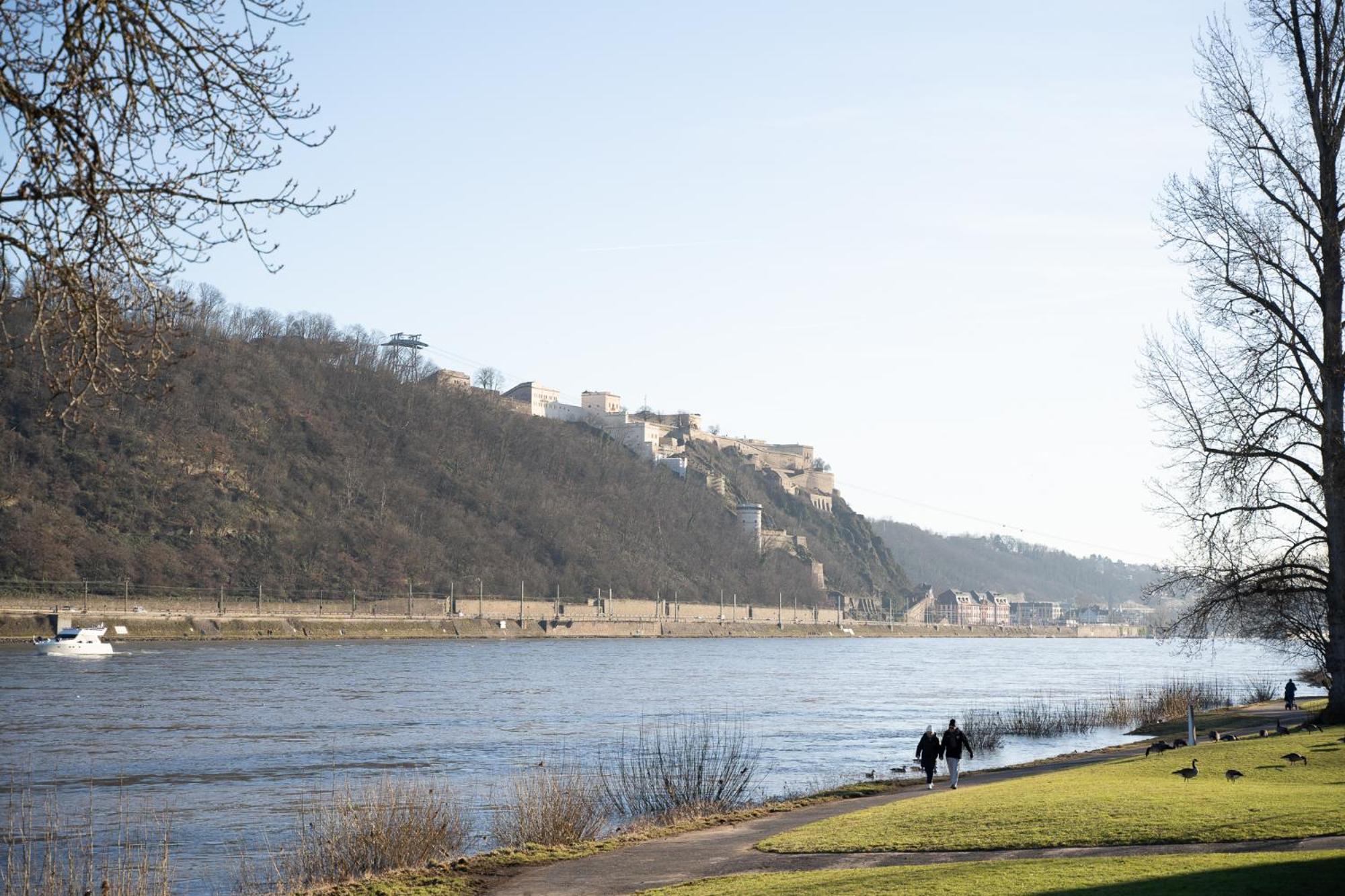 Gemuetliche Rheinblick Residenz Apartment Koblenz  Exterior photo